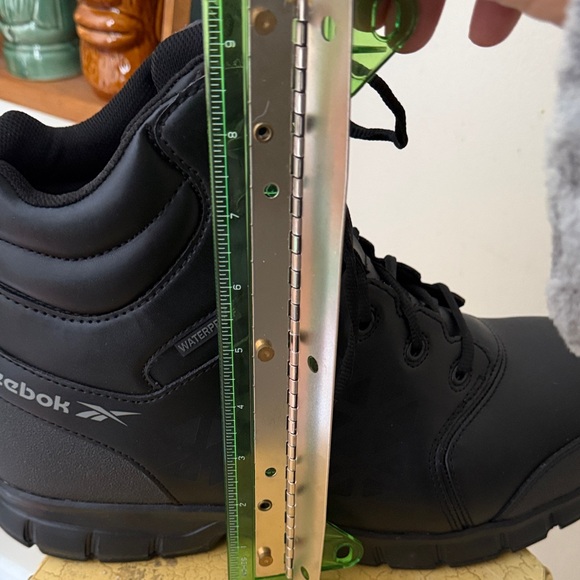 Reebok Black Lace-Up High-Tops. Protective, steel toe. NWOT JUST LISTED - Picture 8 of 8